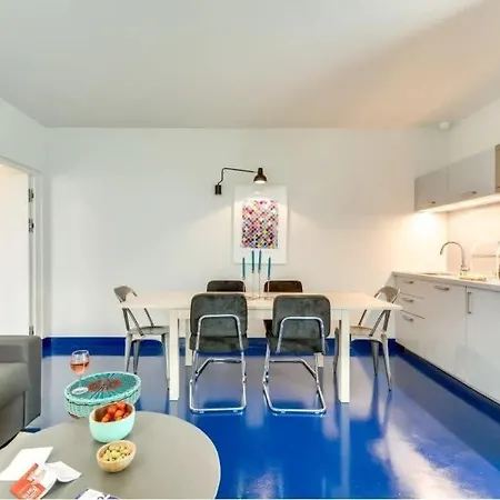 Modern & Colourful 3bd For 9 Guests In Le Marais! Appartamento