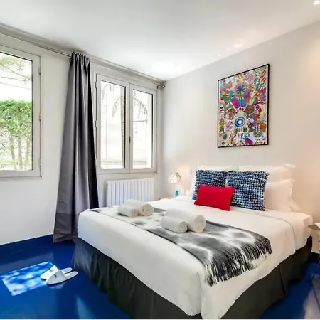 Modern & Colourful 3bd For 9 Guests In Le Marais! Appartamento