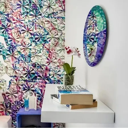 Modern & Colourful 3bd For 9 Guests In Le Marais! * Parigi