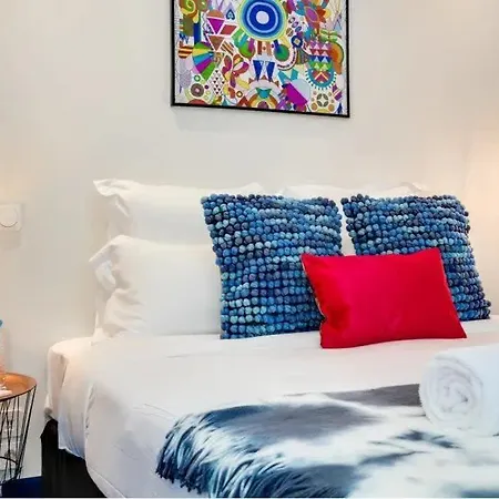 Modern & Colourful 3bd For 9 Guests In Le Marais! * Parigi